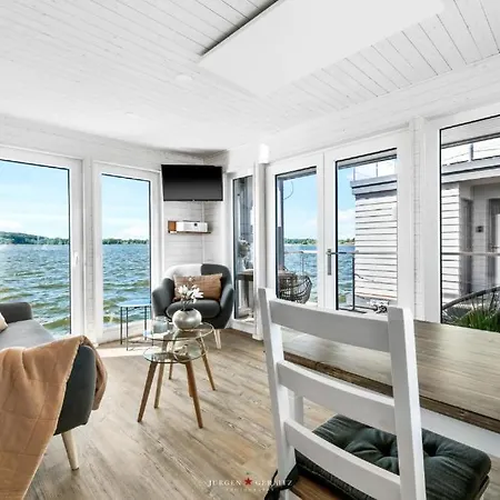 船上ホテル Hausboot Gluecksmomente Mit Dachterrasse In Am Ostseefjord Schlei *