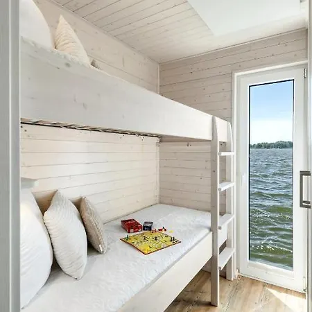 Hausboot Gluecksmomente Mit Dachterrasse In Am Ostseefjord Schlei 船上ホテル *