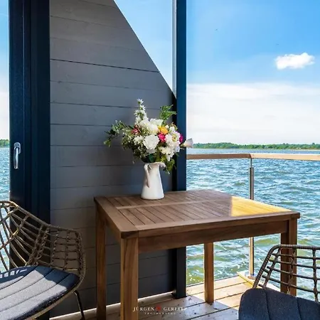 船上ホテル Hausboot Gluecksmomente Mit Dachterrasse In Am Ostseefjord Schlei *